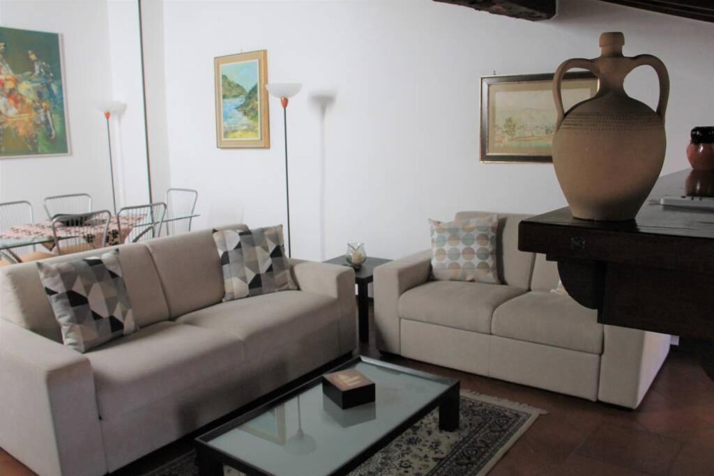 Daisy House: Nice Attic In The Historical Center Salò Екстериор снимка